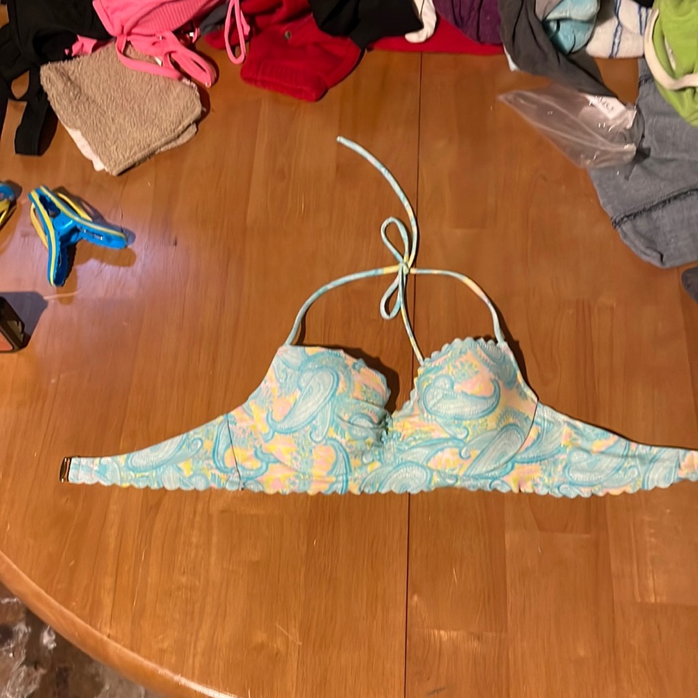Victoria Secret Bikini Top.